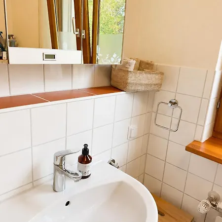 Praxis Loewenzahn, Ehemalige Landarztpraxis Im Fraenkischen Seenland - 6 Personen Westheim